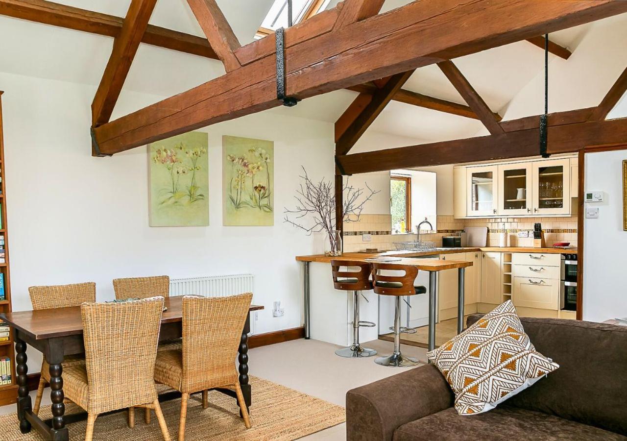 شقة Glyme Flat - Peaceful Country Retreat! تشيبينغ نورتون المظهر الخارجي الصورة